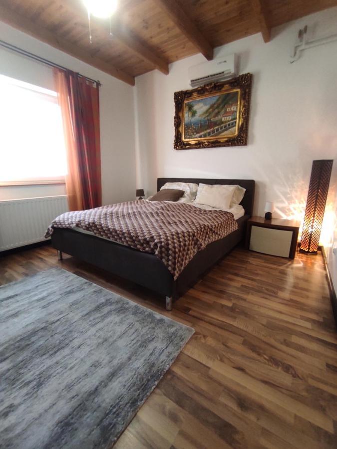 Borostyan Apartmanhaz موراهالوم المظهر الخارجي الصورة
